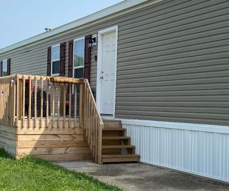 Colonial Estates MHC