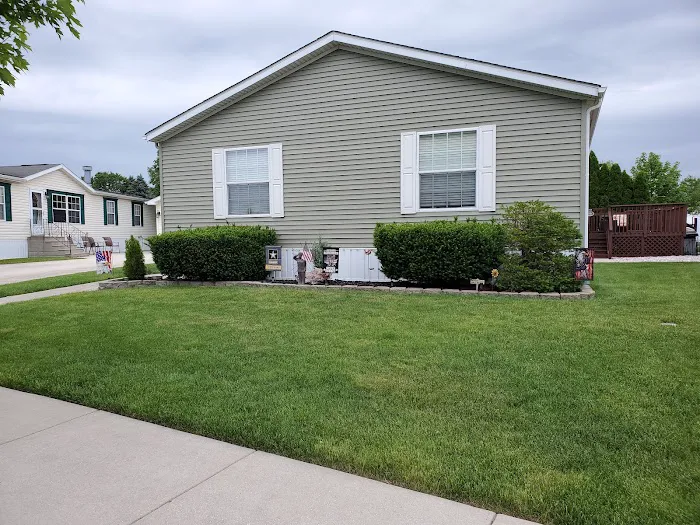 Maple Brook Mobile Home Park Picture 7