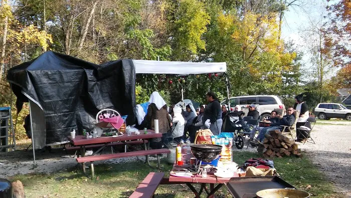 Cedar Lake Ministries RV Park Picture 10