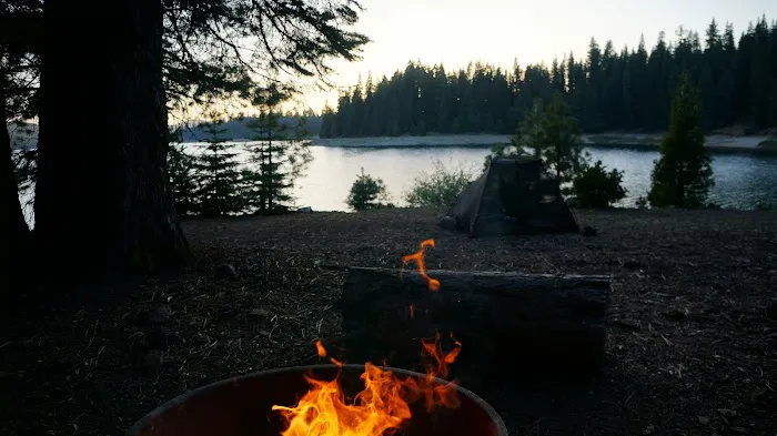 Lone Rock Campground Picture 5