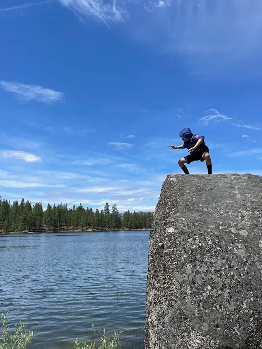 Lone Rock Campground Picture 9