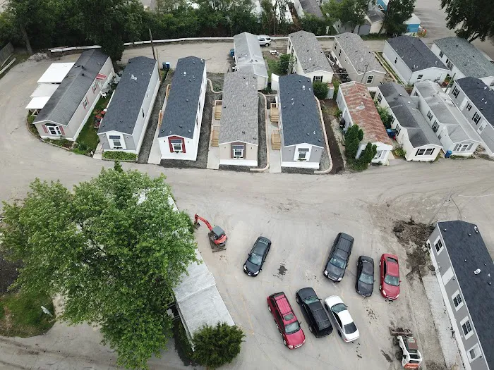 Valley Oaks Mobile Home Park Picture 8
