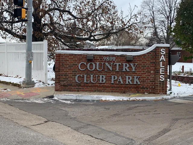 Country Club Woods Manufactured Home Community Picture 5