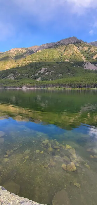 Emerald Lake Campground Picture 9