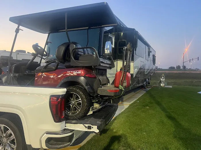 Love's RV Hookup Picture 7