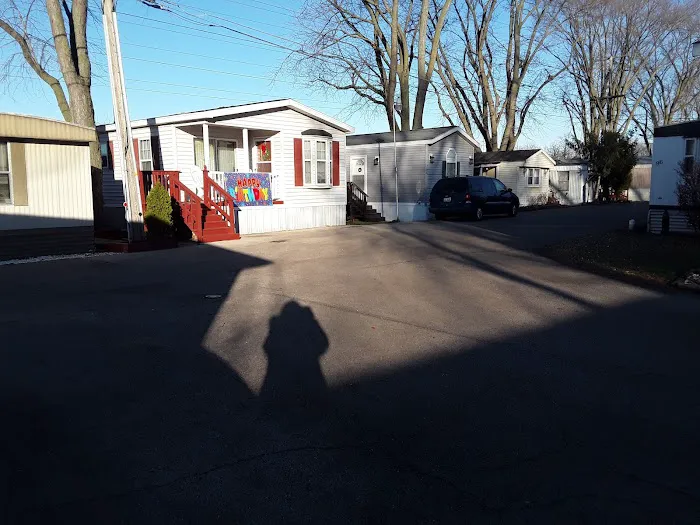 Rand Road Community Picture 3
