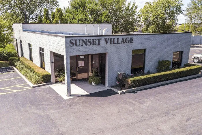Sunset Village Manufactured Housing Picture 7