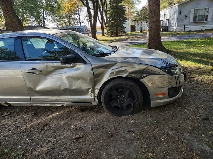 Watch E Kee Mobile Home Park Picture 1