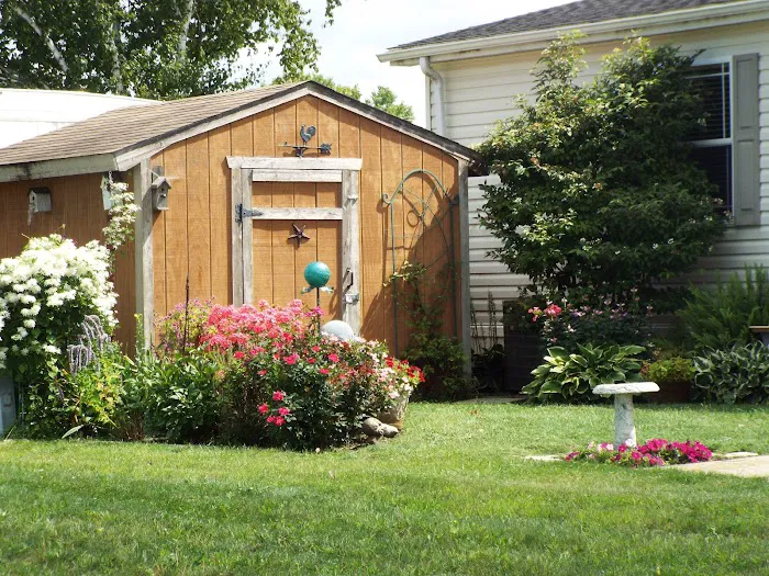 Spring Lake Mobile Home Estates Picture 8