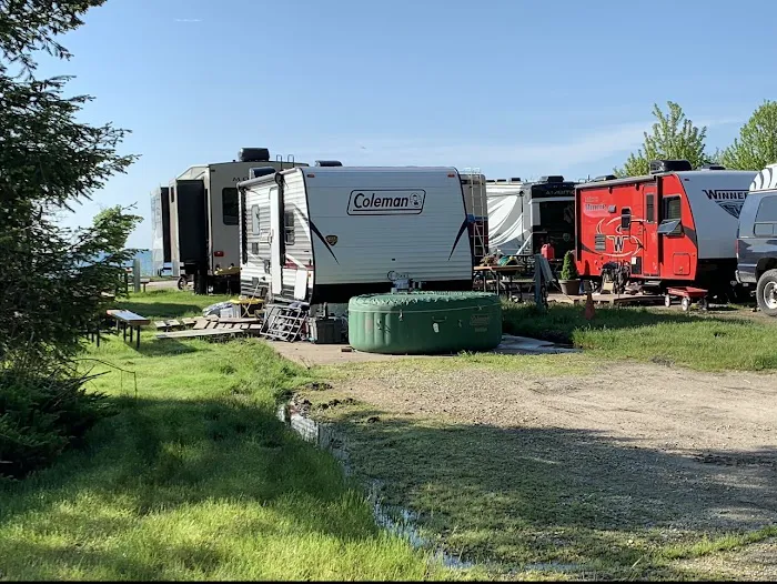 MWR Navy Great Lakes RV Campground Picture 4