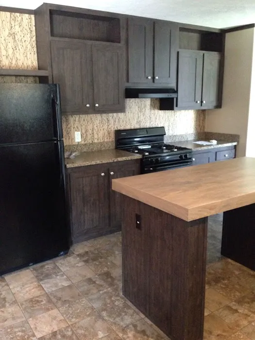 Triangle Mobile Home Park Picture 8