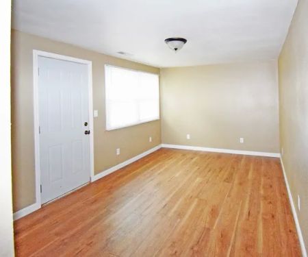 Royal Oaks Mobile Home Park