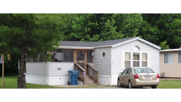 Hilltop Mobile Home Park Picture 2