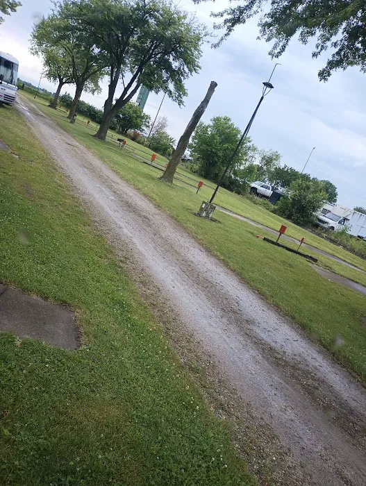 Tiki RV Park Picture 1