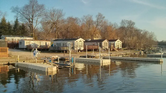 Parrot's Cove Resort Picture 10