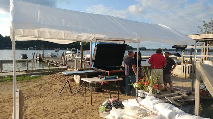 Parrot's Cove Resort Picture 9