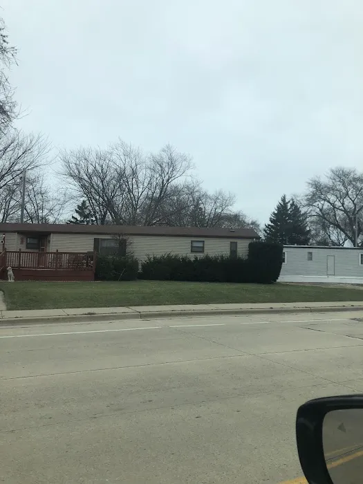 Kenosha Mobile Home Park Picture 5