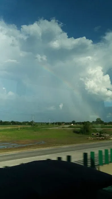 Oakdale Estates Mobile Home Park Picture 9