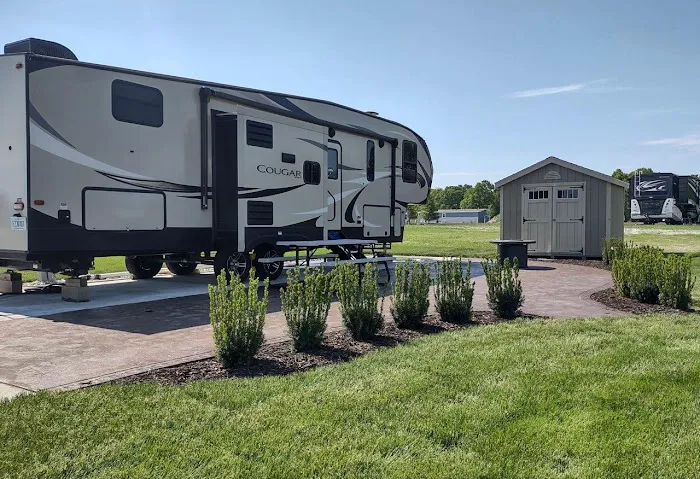 The Bluffs on Manistee Lake MH & RV Resort Picture 2