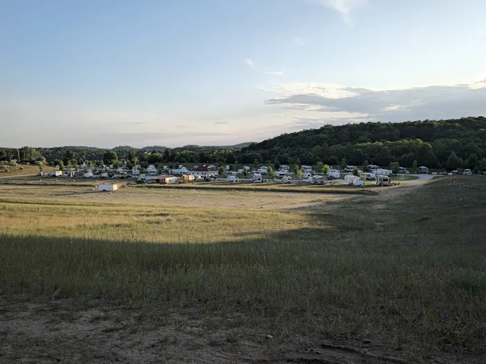 Frankfort Crystal Lake RV Resort Picture 1