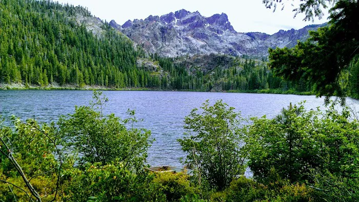 LAKES BASIN Picture 10