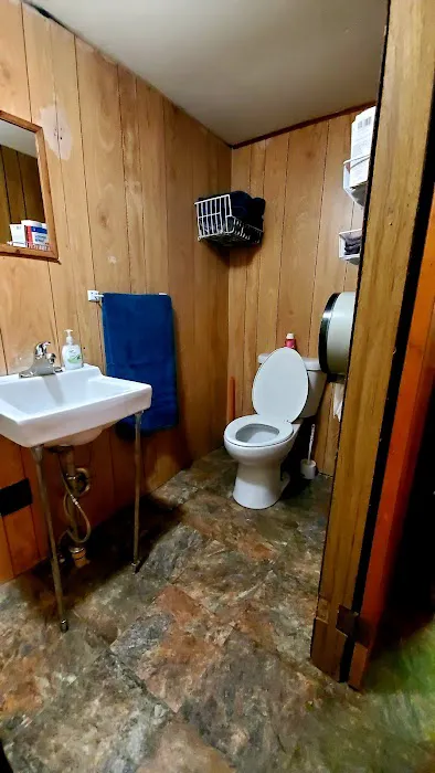 Pat's RV Park Picture 3