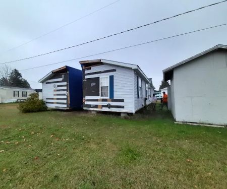 Cadillac Leisure Manufactured Housing Community