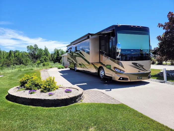 Traverse Bay RV Resort Picture 1