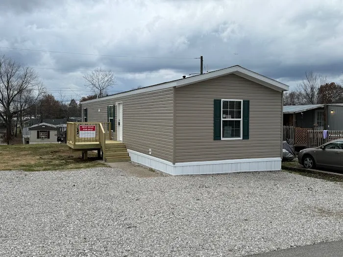 Julian Estates Mobile Home Park Picture 10