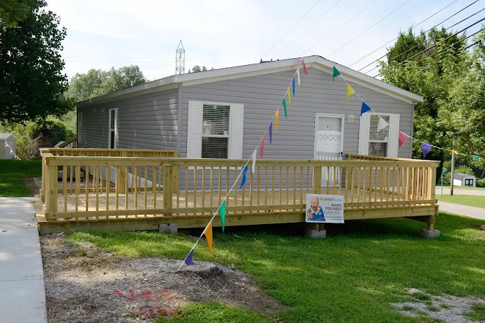 Summit View Pointe Mobile Home Park Picture 2