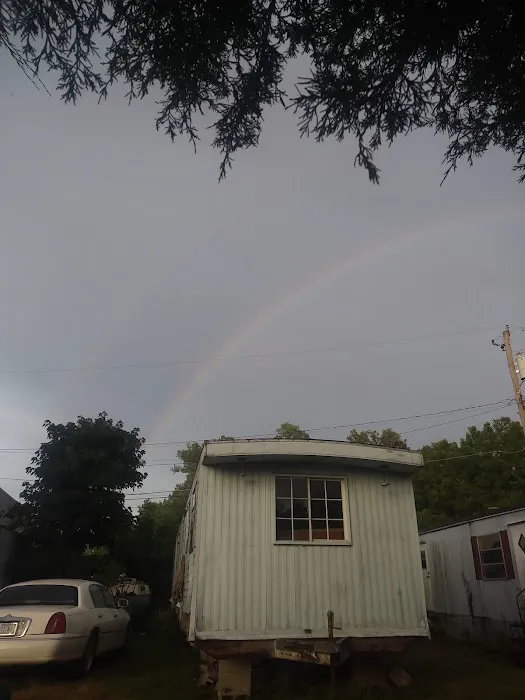 Trailer Park Oakhill Picture 3