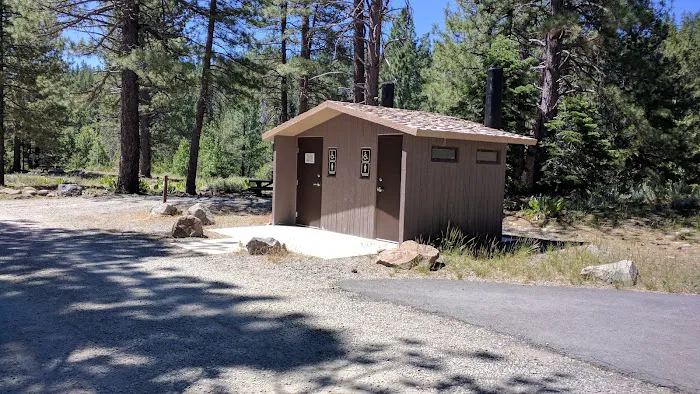 Upper Little Truckee Campground Picture 3