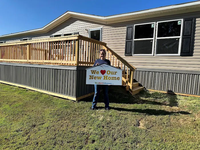 Grandin Pointe Mobile Home Park Picture 10