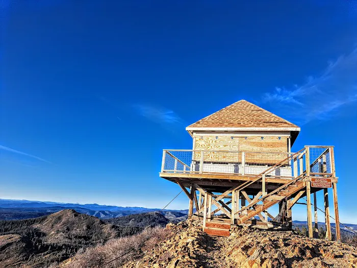 Grouse Ridge Lookout Picture 3