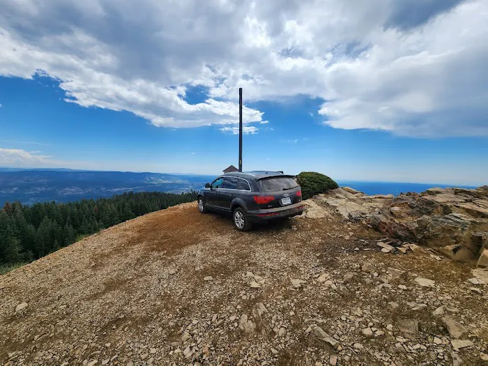 Grouse Ridge Lookout Picture 5