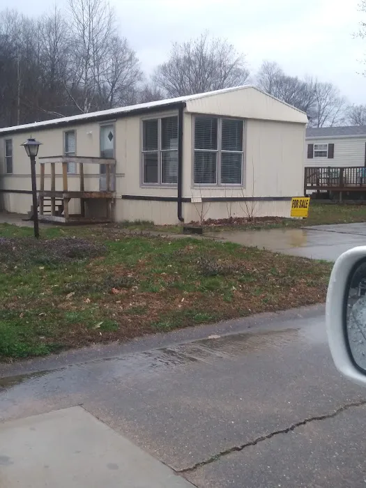 Town & Country MHC Picture 8