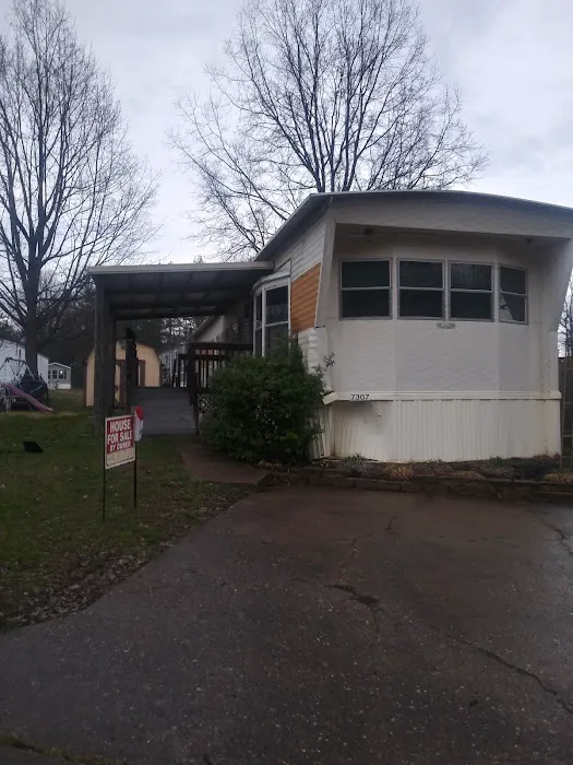 Town & Country MHC Picture 3