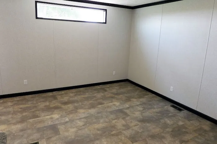 Meadows of Bloomington Manufactured Housing Community Picture 8