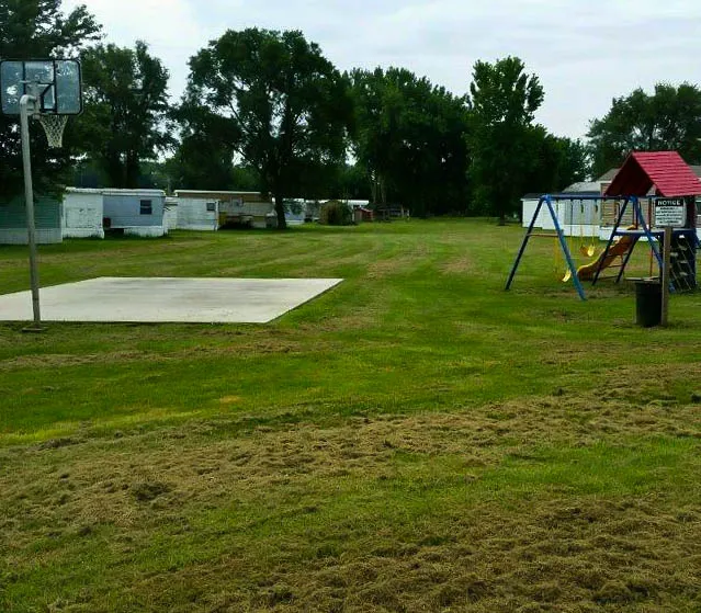 Fulton Mobile Home Park and Self Storage Picture 2