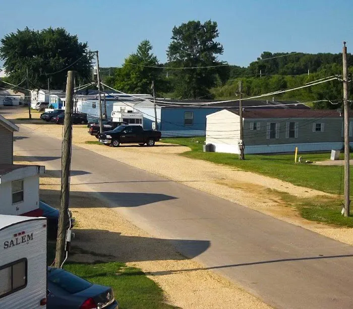 Fulton Mobile Home Park and Self Storage Picture 8