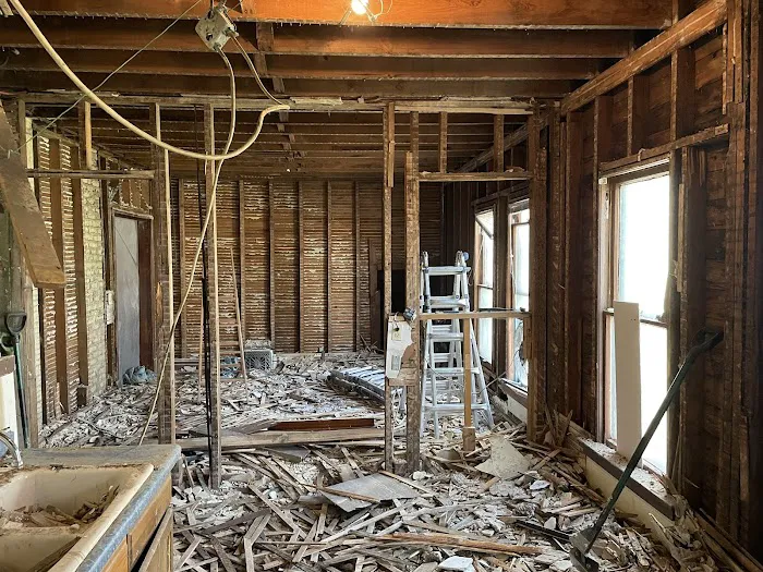 Constricted Picture 9