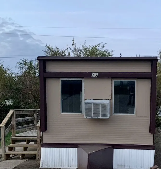 Maple Leaf Mobile Home Park Picture 6