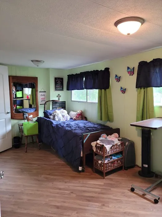 Woodridge Estates Manufactured Housing Community Picture 8
