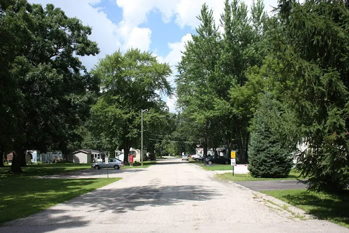 Oak Lawn Estates Picture 5