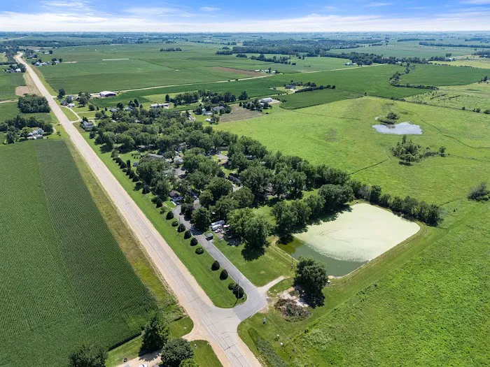 Country Estates Mobile Home & RV Park Picture 3