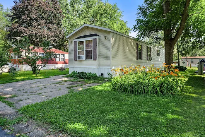 Country Estates Mobile Home & RV Park Picture 2