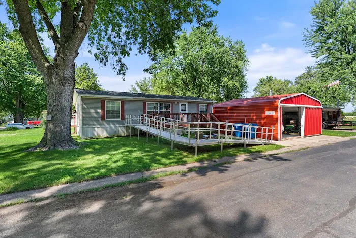 Country Estates Mobile Home & RV Park Picture 9