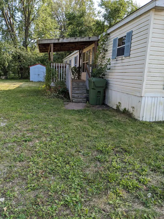 Mt Joy Mobile Home Park Picture 4