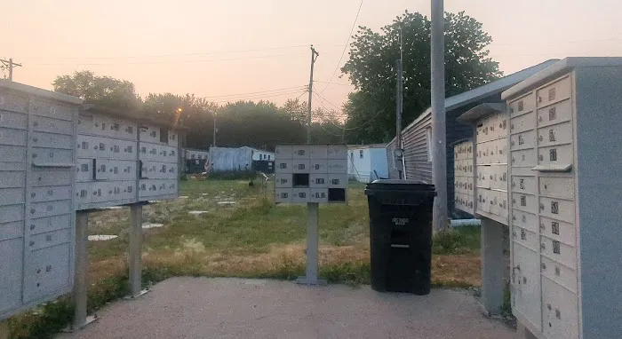 Colona Park Mobile Home Community Picture 6