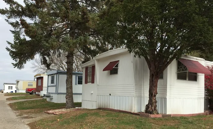 Cambridge Mobile Home Park Picture 3